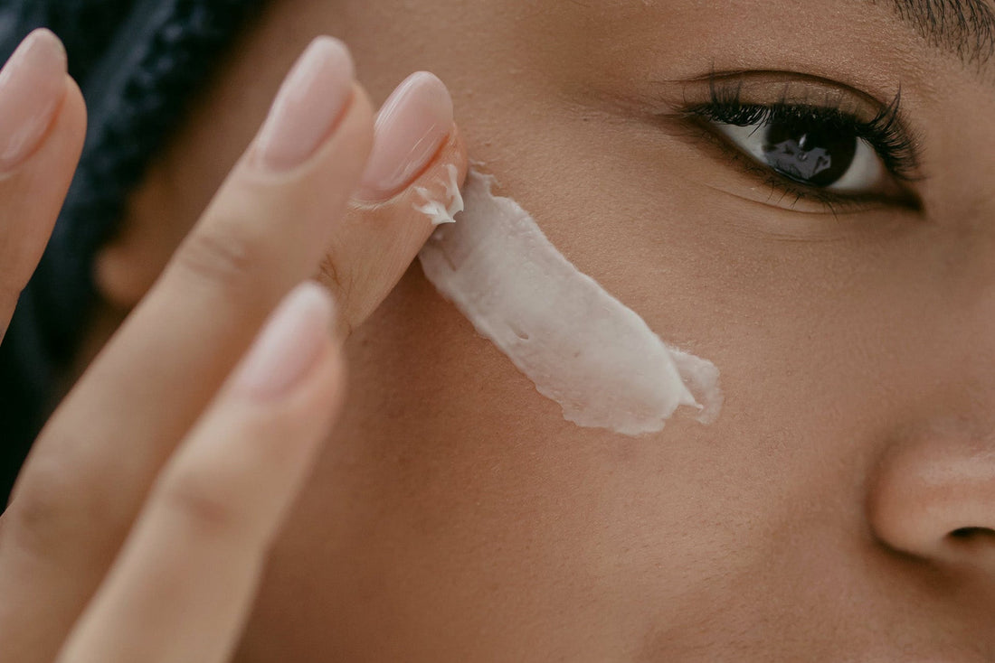 Ferulic Acid vs Hyaluronic Acid