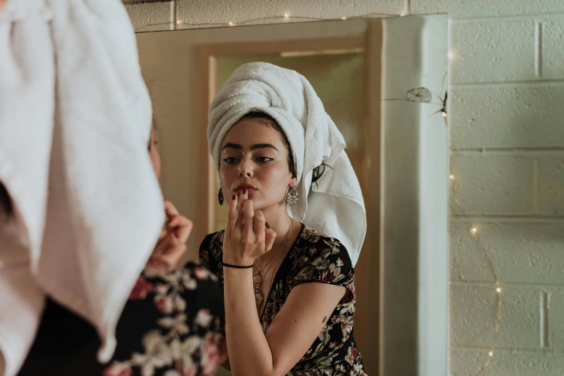 L-Glutathione for Skin: Benefits for Brightening, Anti-Aging, and Detox