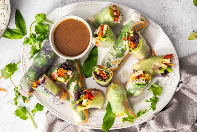 Vegetable-Stuffed Rice Paper Rolls